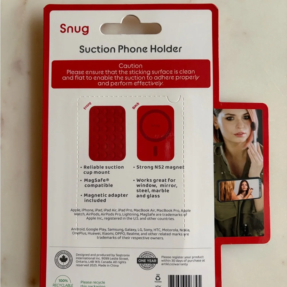 NWT Snug Suction Phone Holder